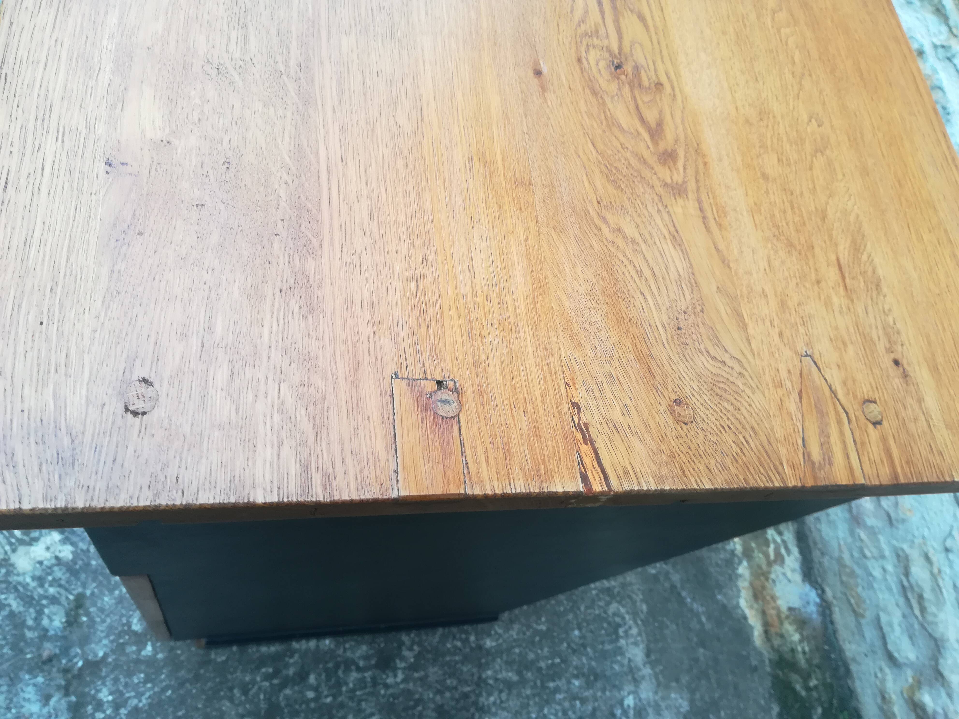 Professional furniture in wood and metal