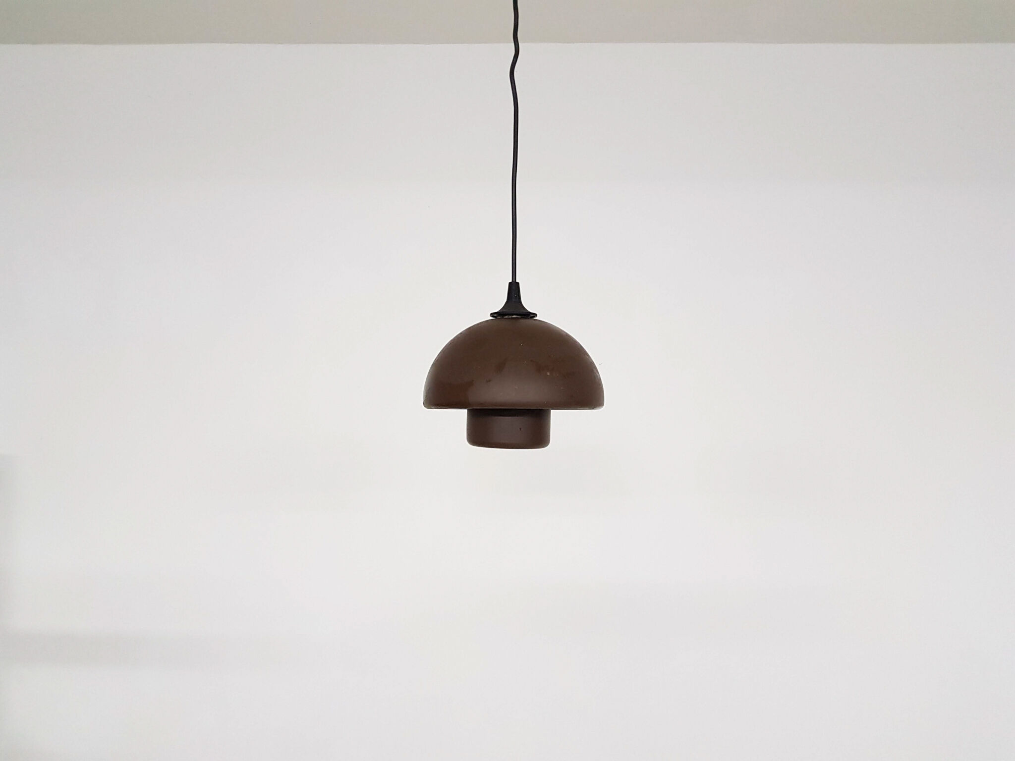 Brown suspension