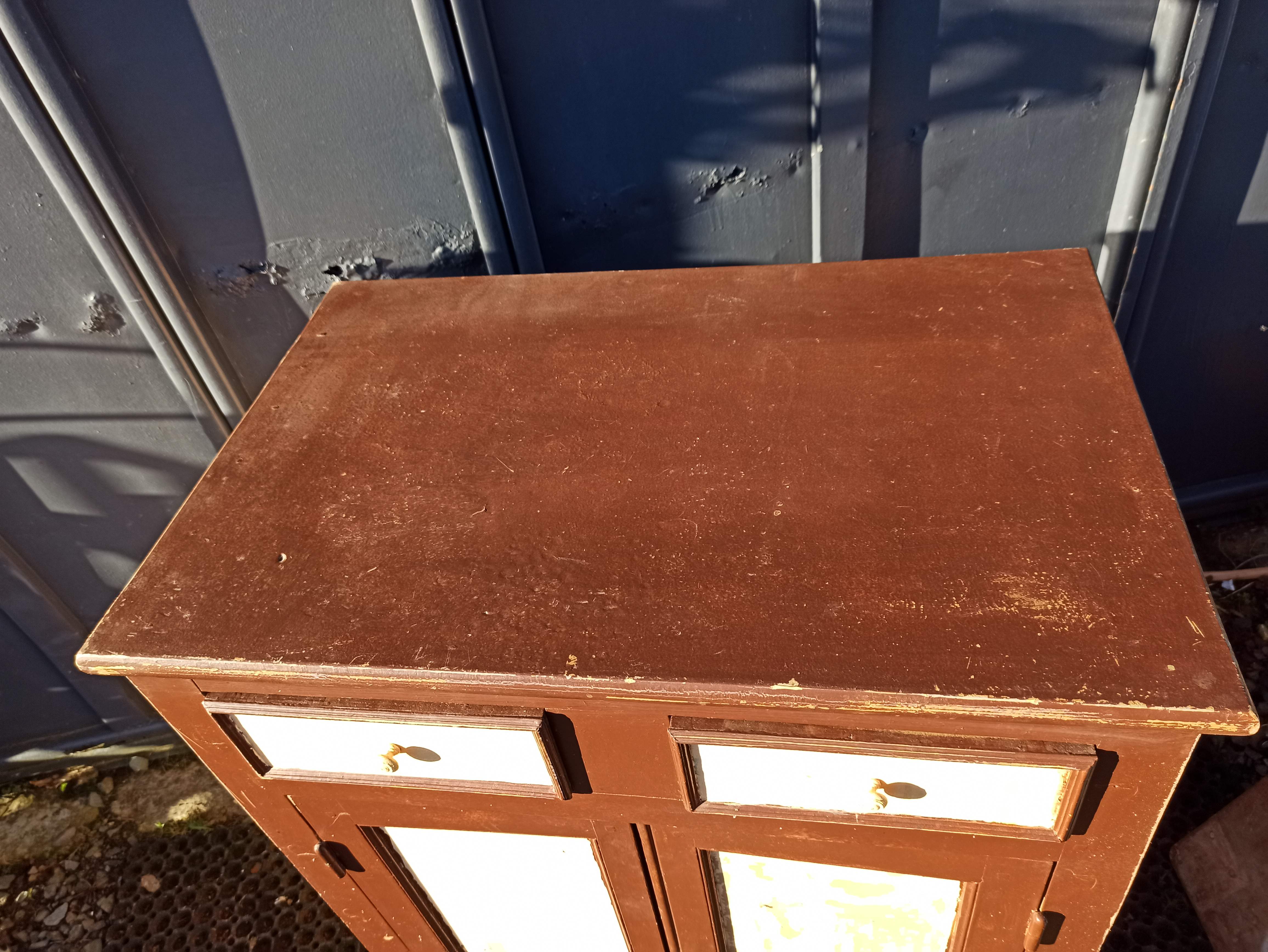 Low Parisian buffet Solid support height two doors 2 drawers