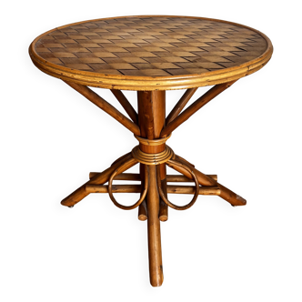 Rattan pedestal table