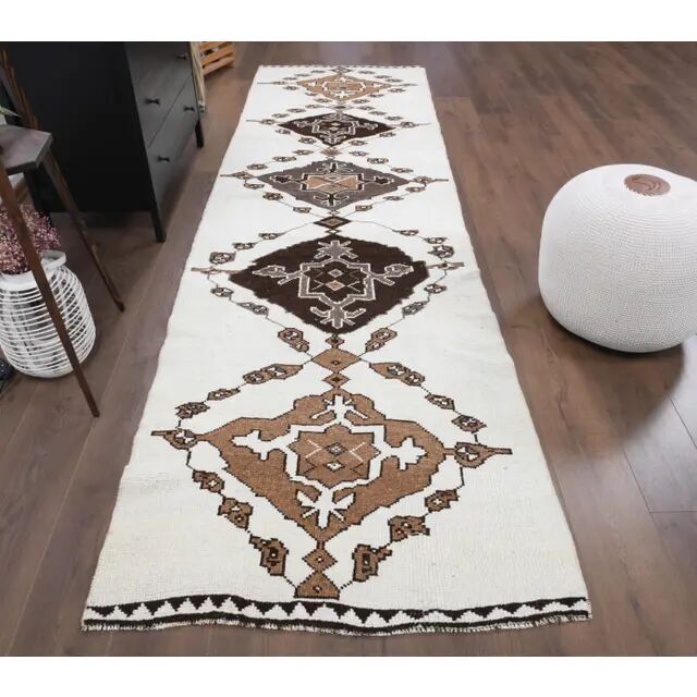 Tapis de couloir turc Oushak vintage fait main en laine et coton blanc