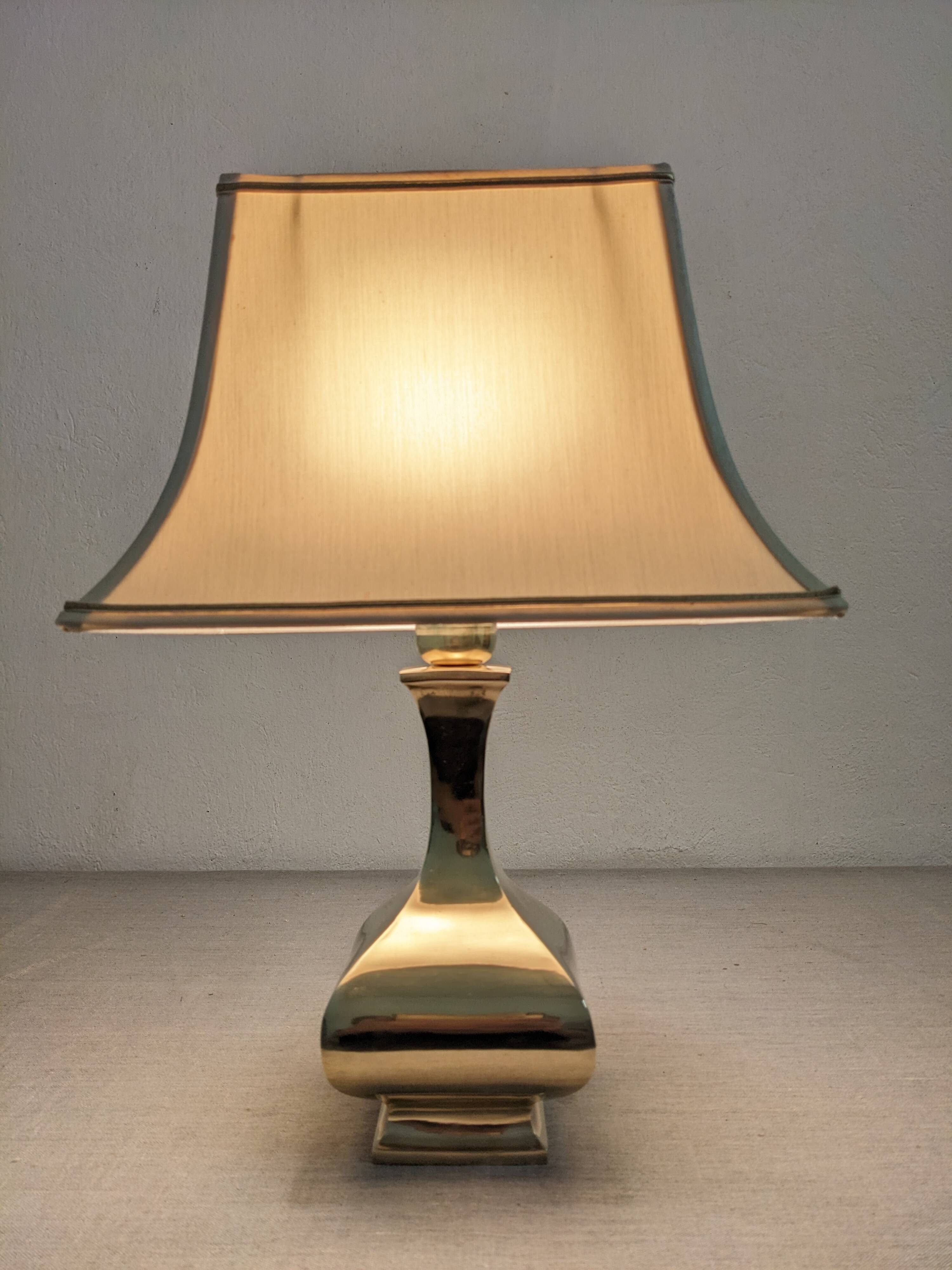 Hollywood Regency lamp in brass by Ciangiacomo design, Italy circa 1970.