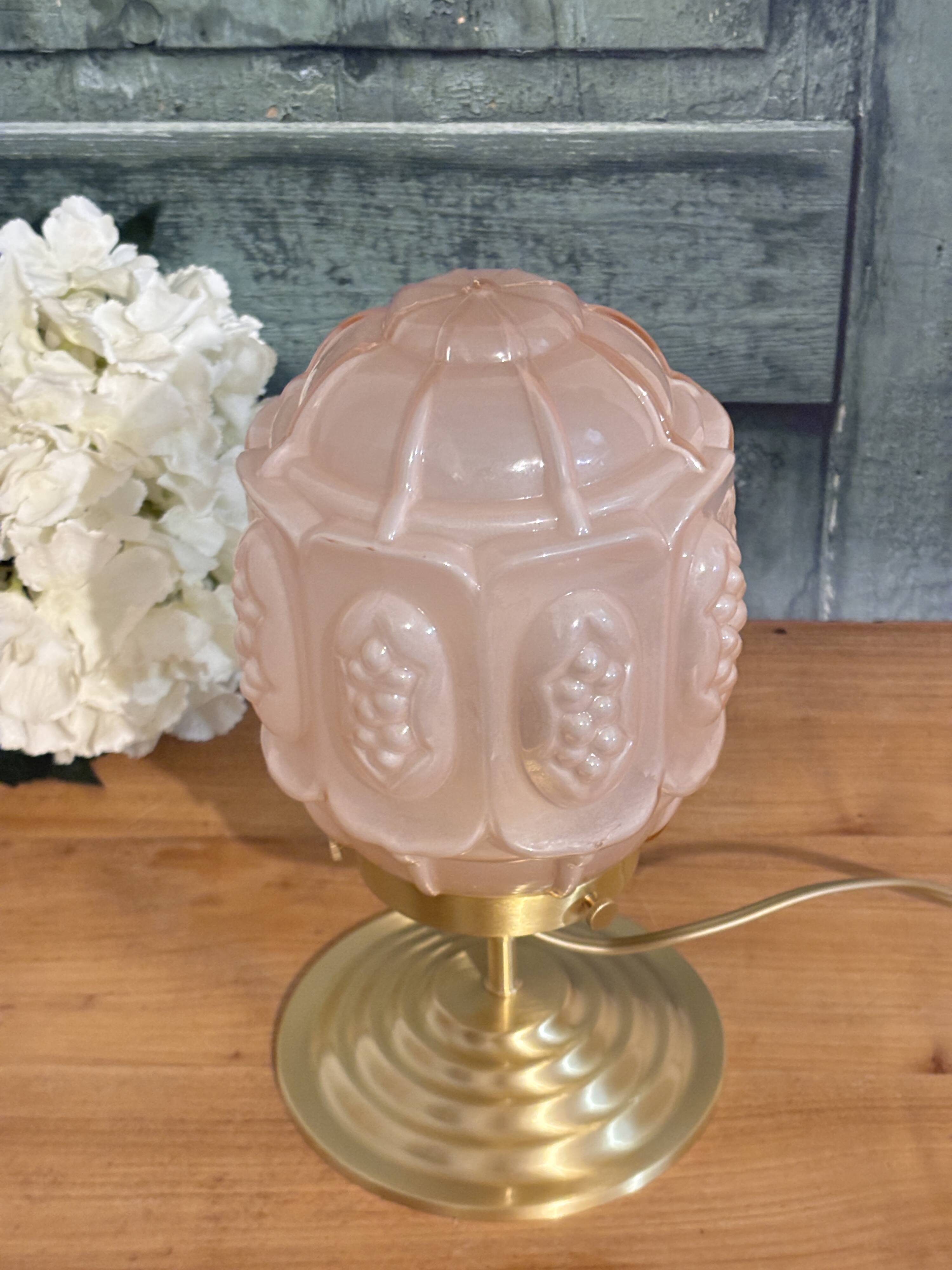 Nina table lamp