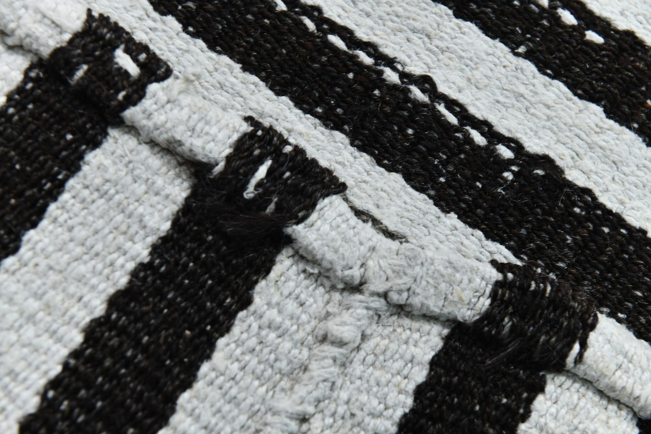 Tapis chanvre noir blanc, 181x223cm