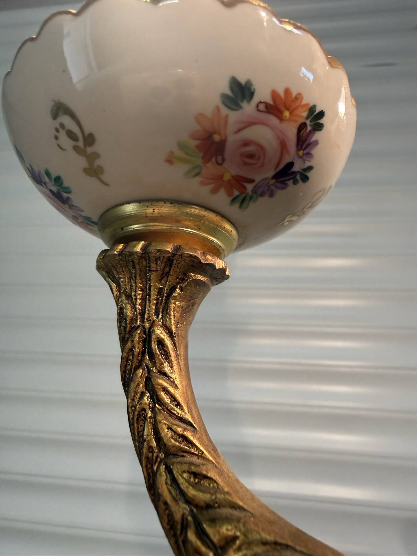 Lustre suspension