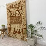 Handcrafted Moroccan Berber carpet 178 x 120 CM