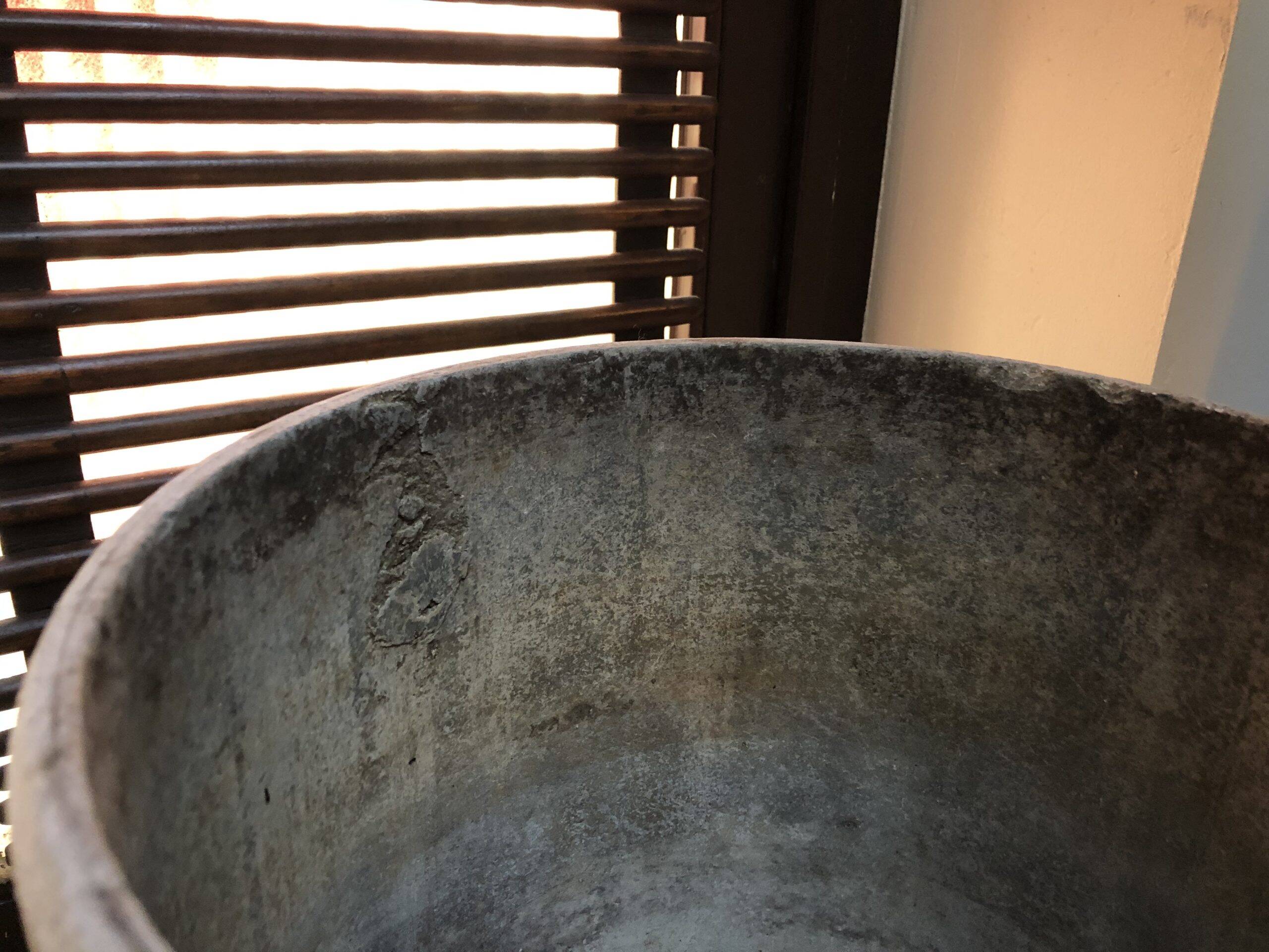 Modernist style planter