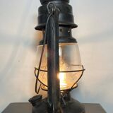 Hurricane lamp