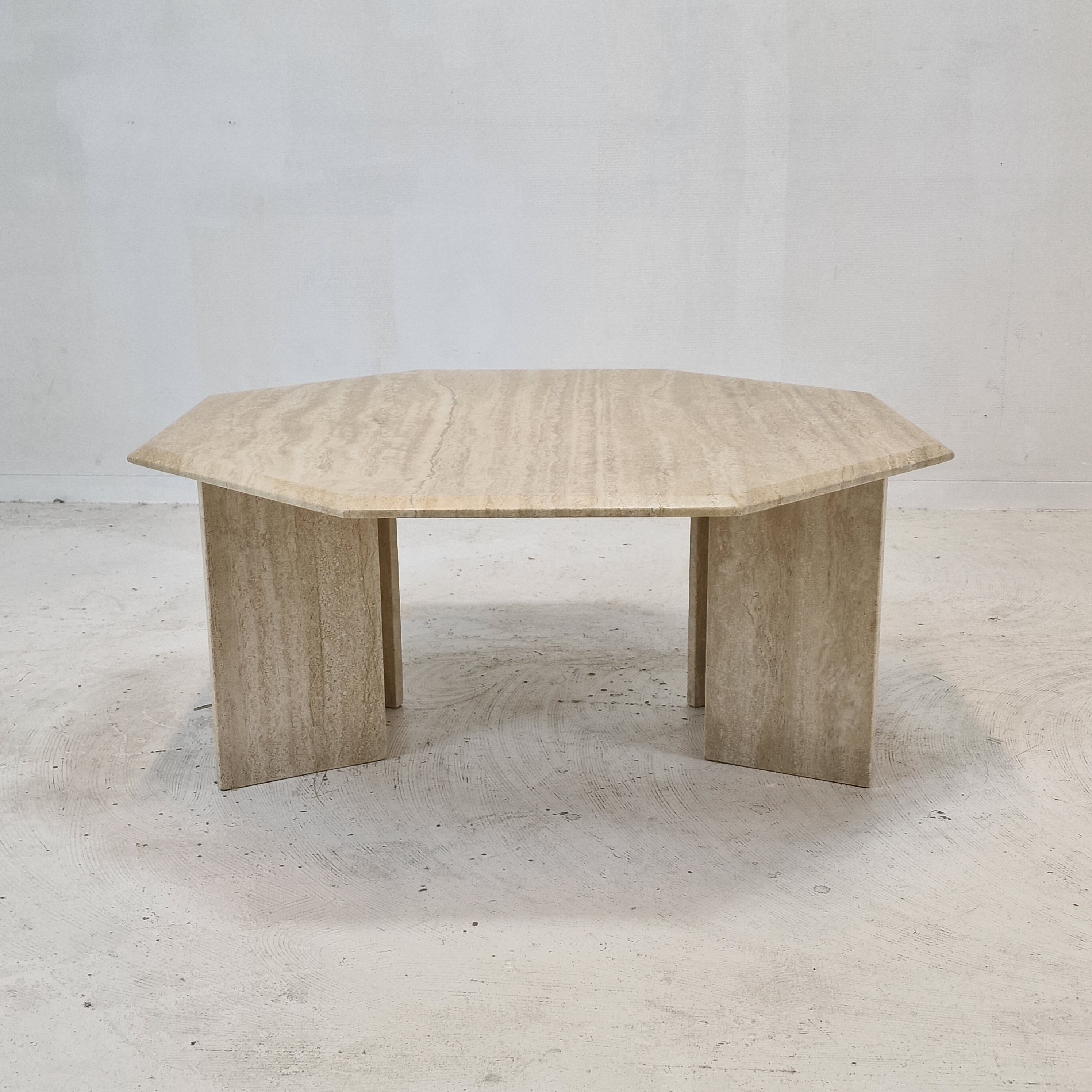 Italian octagon coffee table in travertine, 1980s