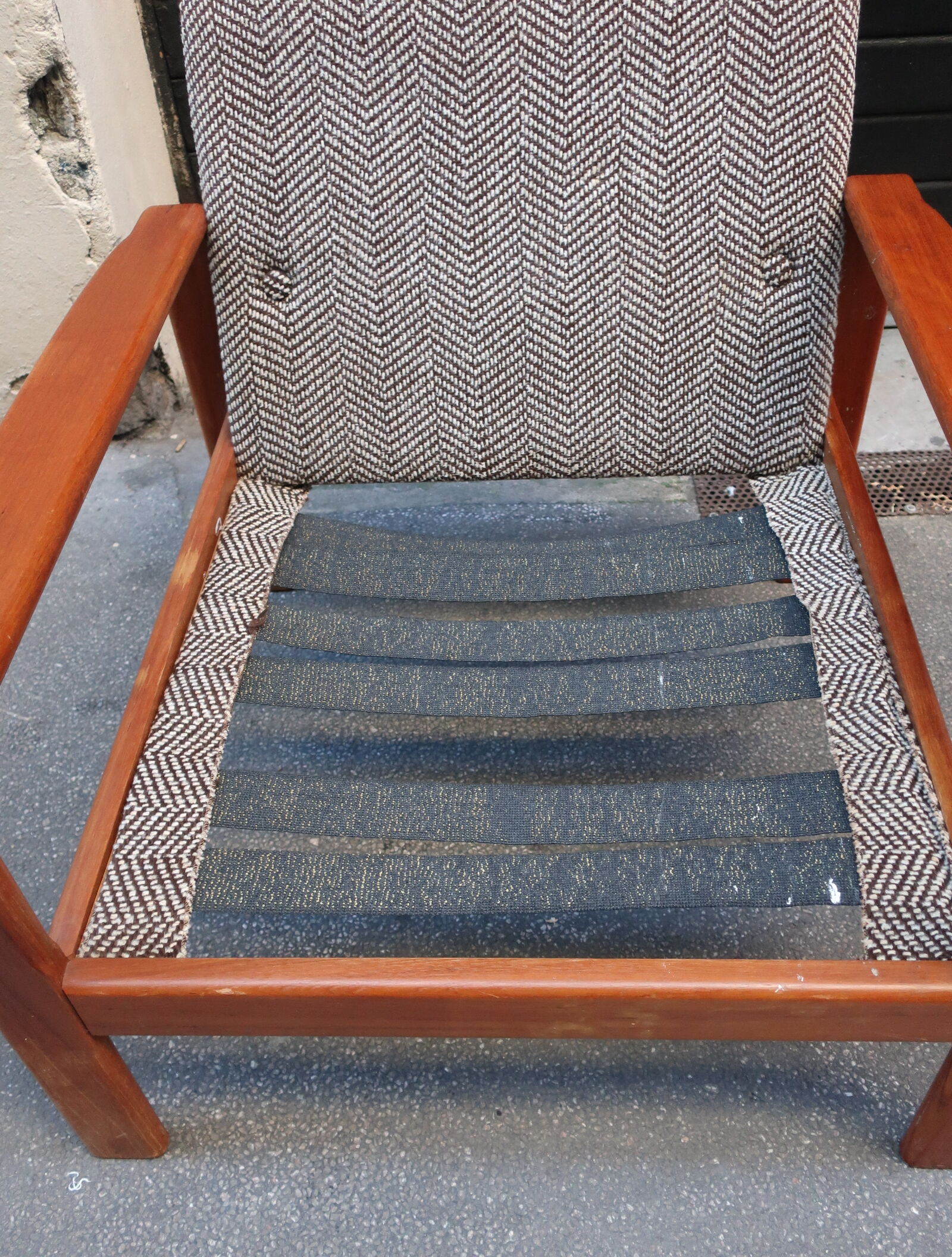 Scandinavian armchair in teak and fabric of the 60s
