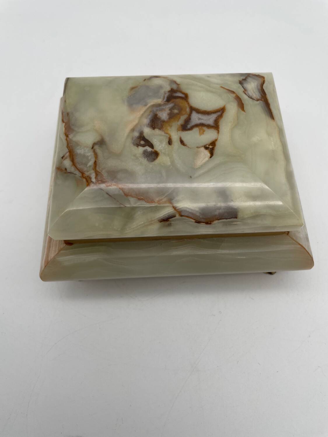Gold onyx claw jewelry box