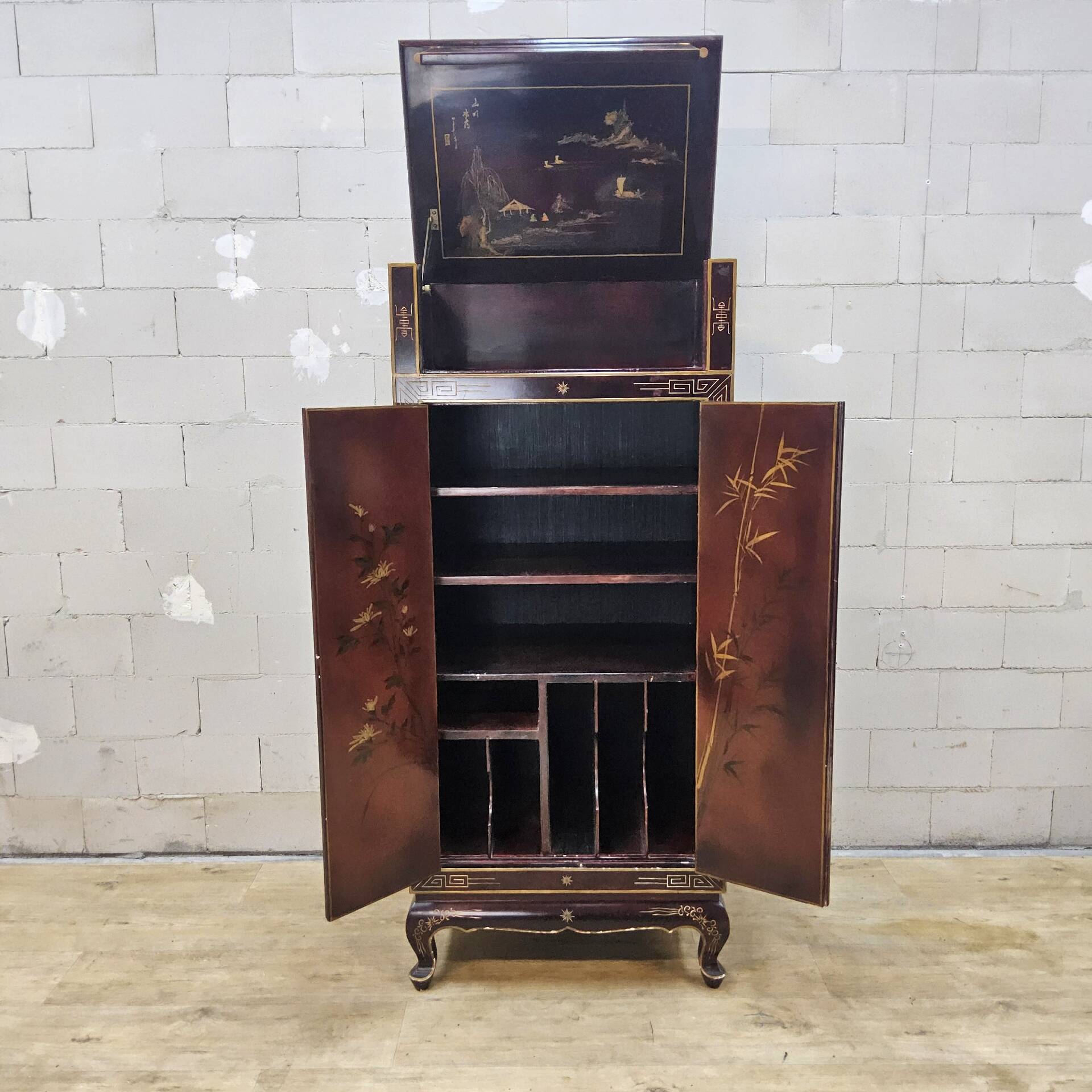 Vintage Chinese record player cabinet / Asian vinyl cabinet