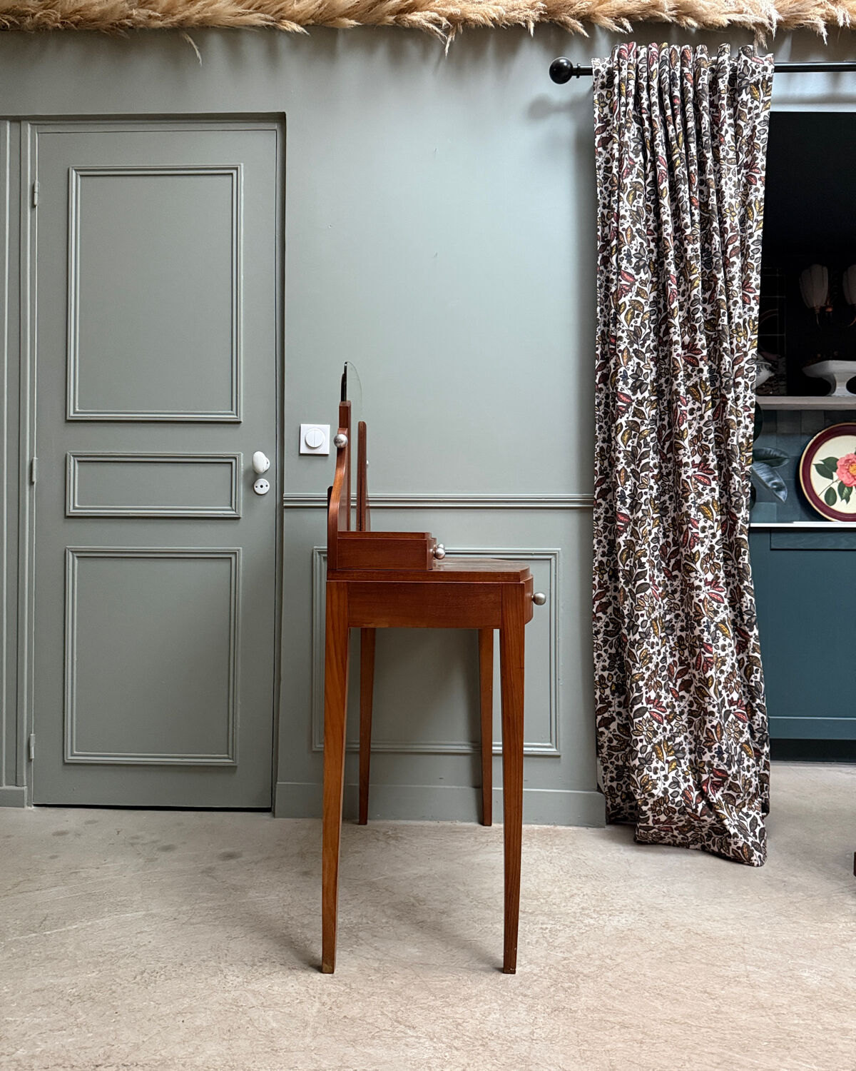 Art Deco dresser (renovated)