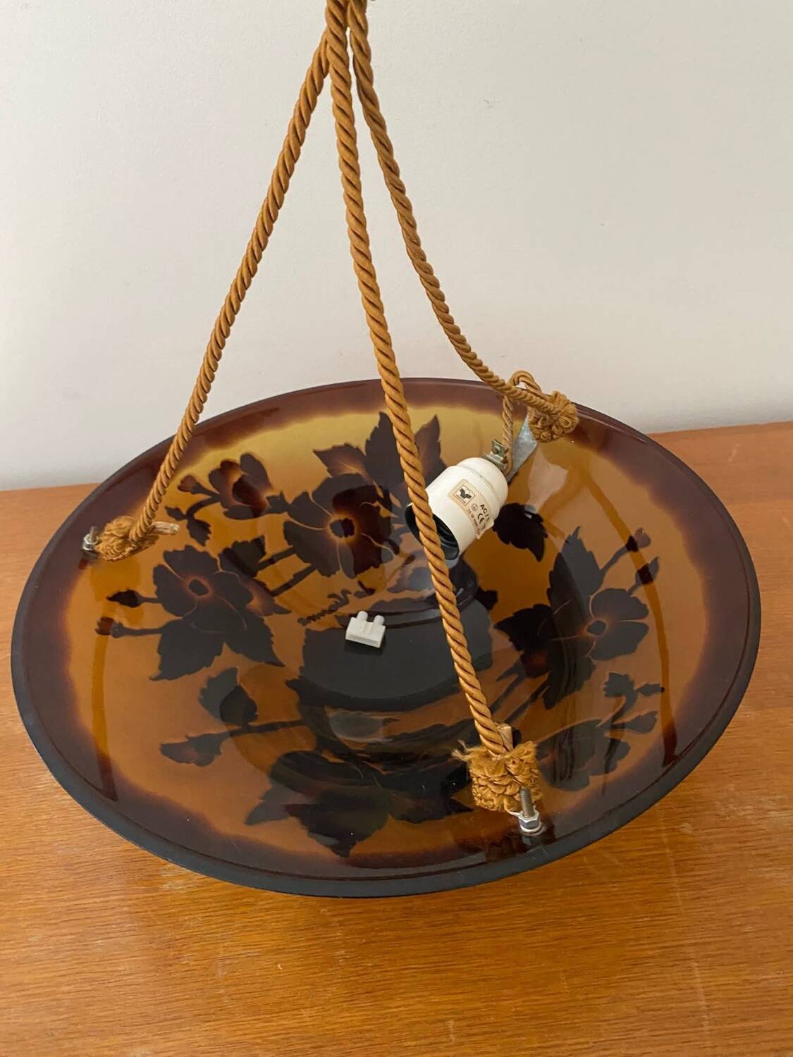 Art Nouveau 1-light basin pendant light signed by Vianne in glass paste