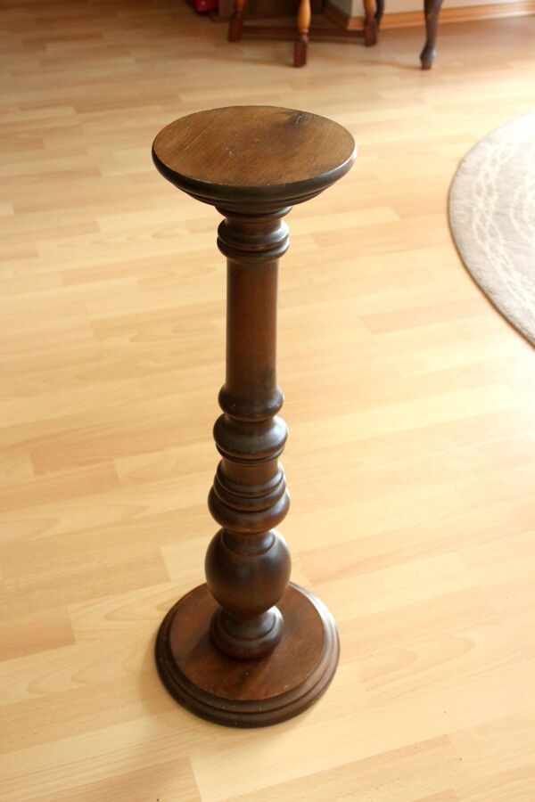 Pédestal en bois haut - colonne - hauteur 66 cm - support de plante - Vintage