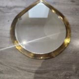 Drop mirror, Urdu house
