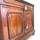 Commode Umbertino en acajou et noyer, 19e siècle.