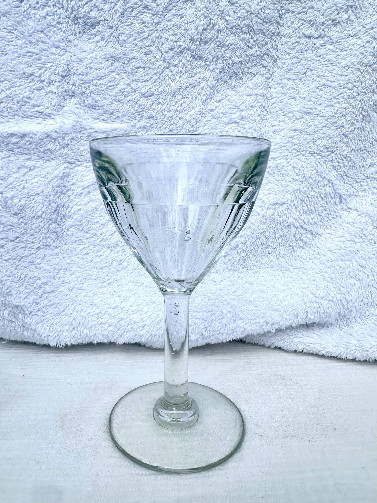 Set of 5 blown glass goblets in Art Deco style, circa 1900.