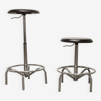 Pair of Mirima brand telescopic and rotating stools (84 to 53cm)