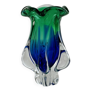 Vase en verre soufflé