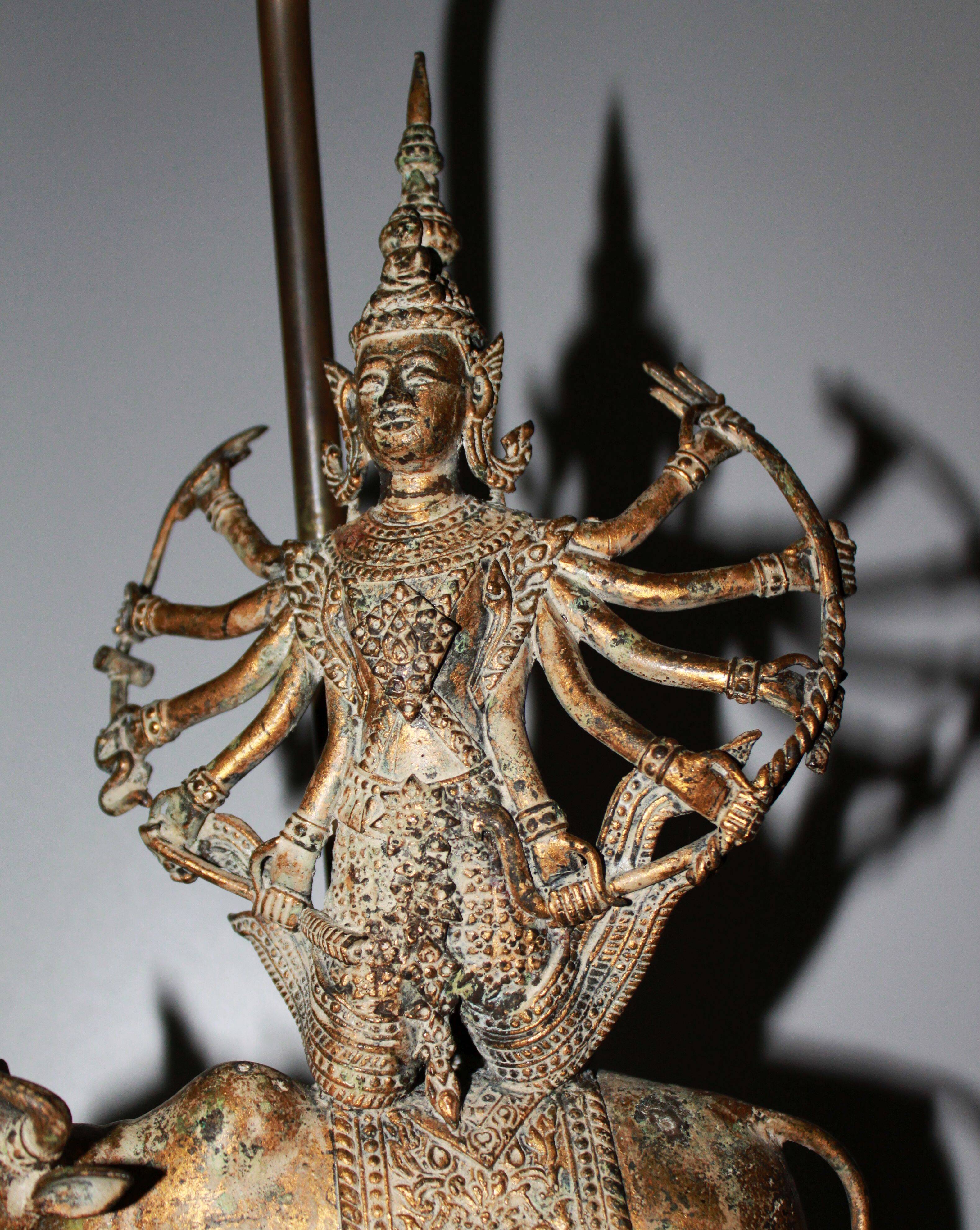 Shiva lamp in bronze.