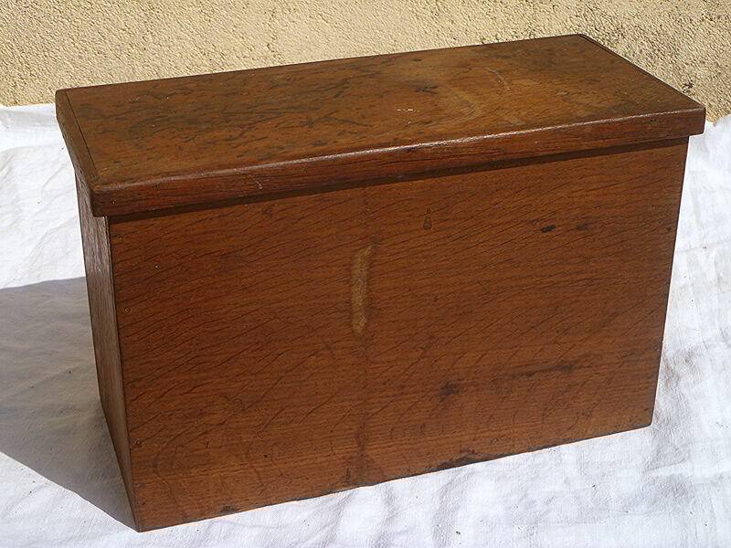 card box, old wooden
