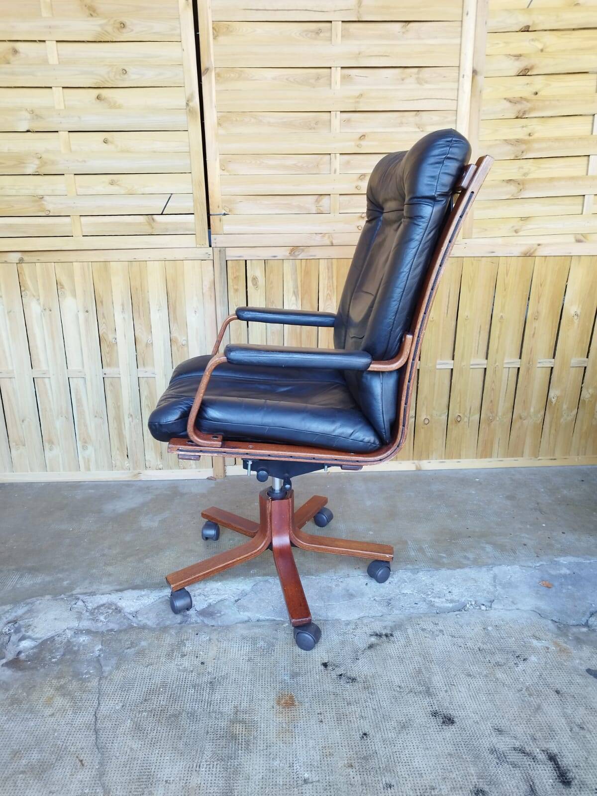Fauteuil Scandinave CO.FE.MO - Italie 1970