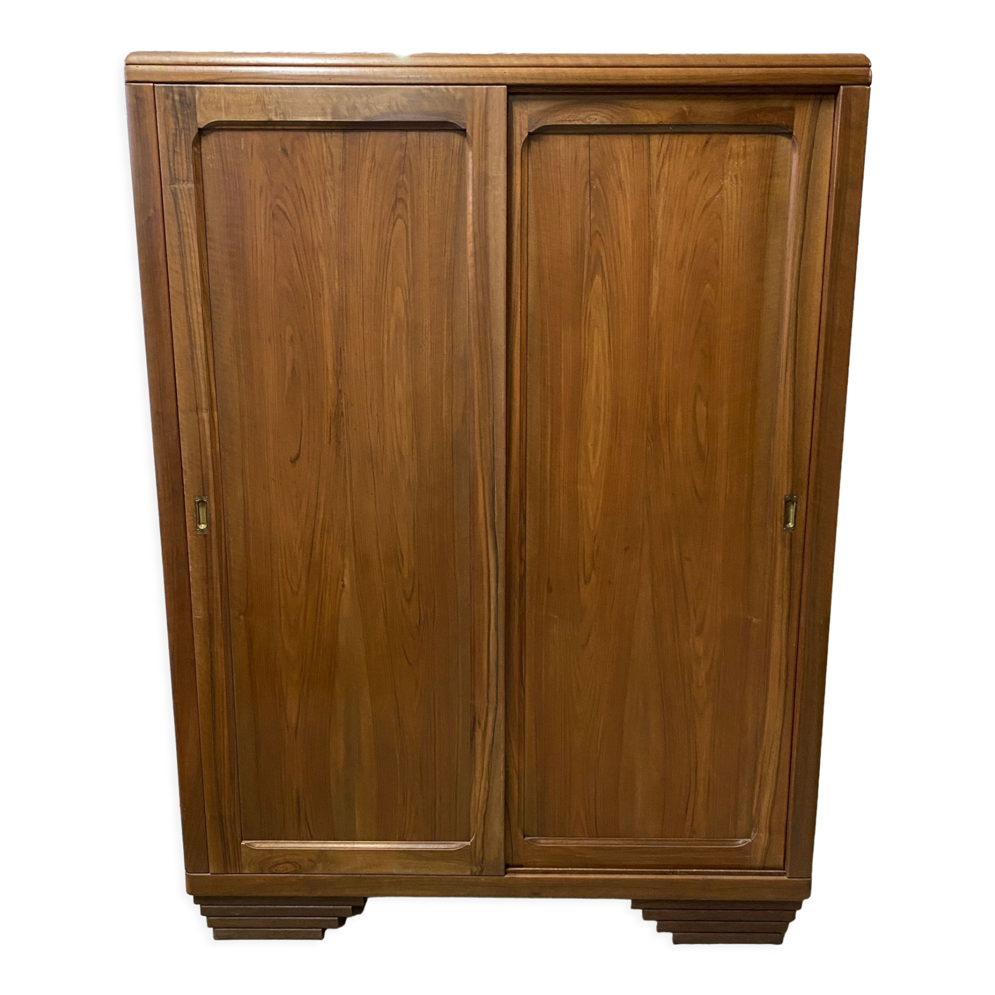 Wardrobe sliding doors