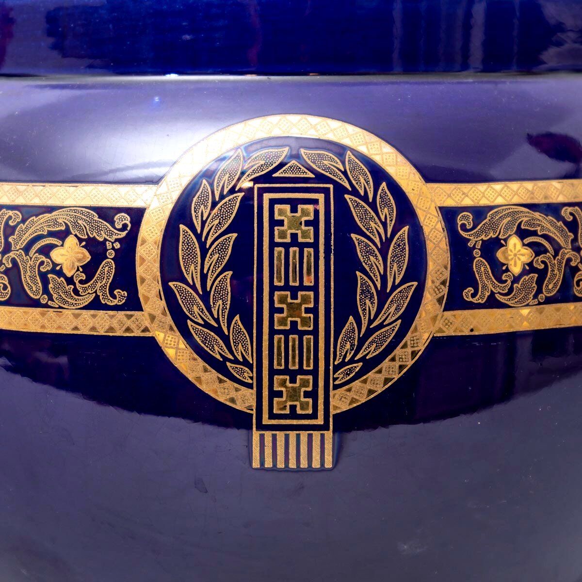 Pair of pot covers - signed and numbered sarreguemines - dark cobalt blue - xixth