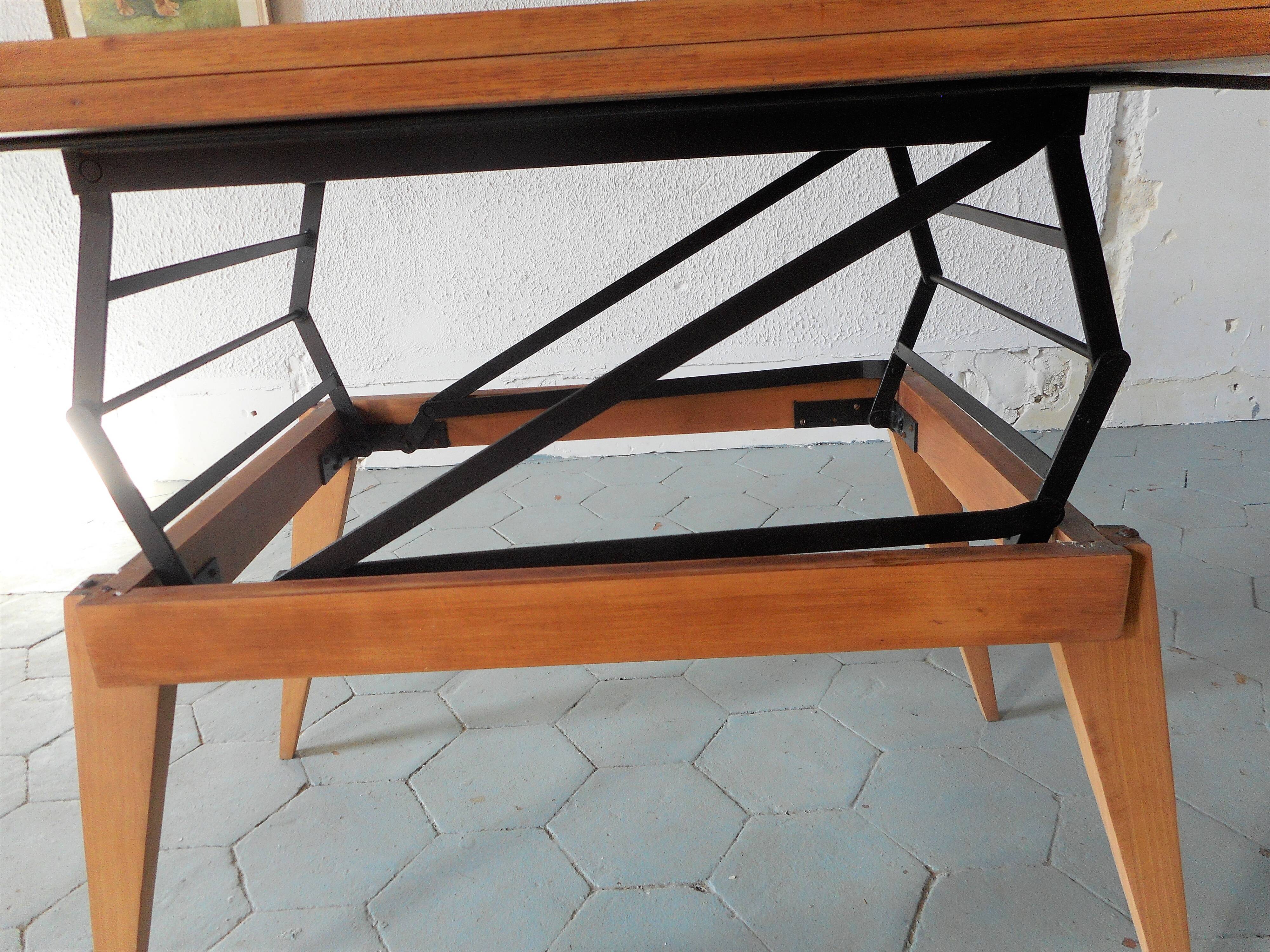 Albert Ducrot modular table