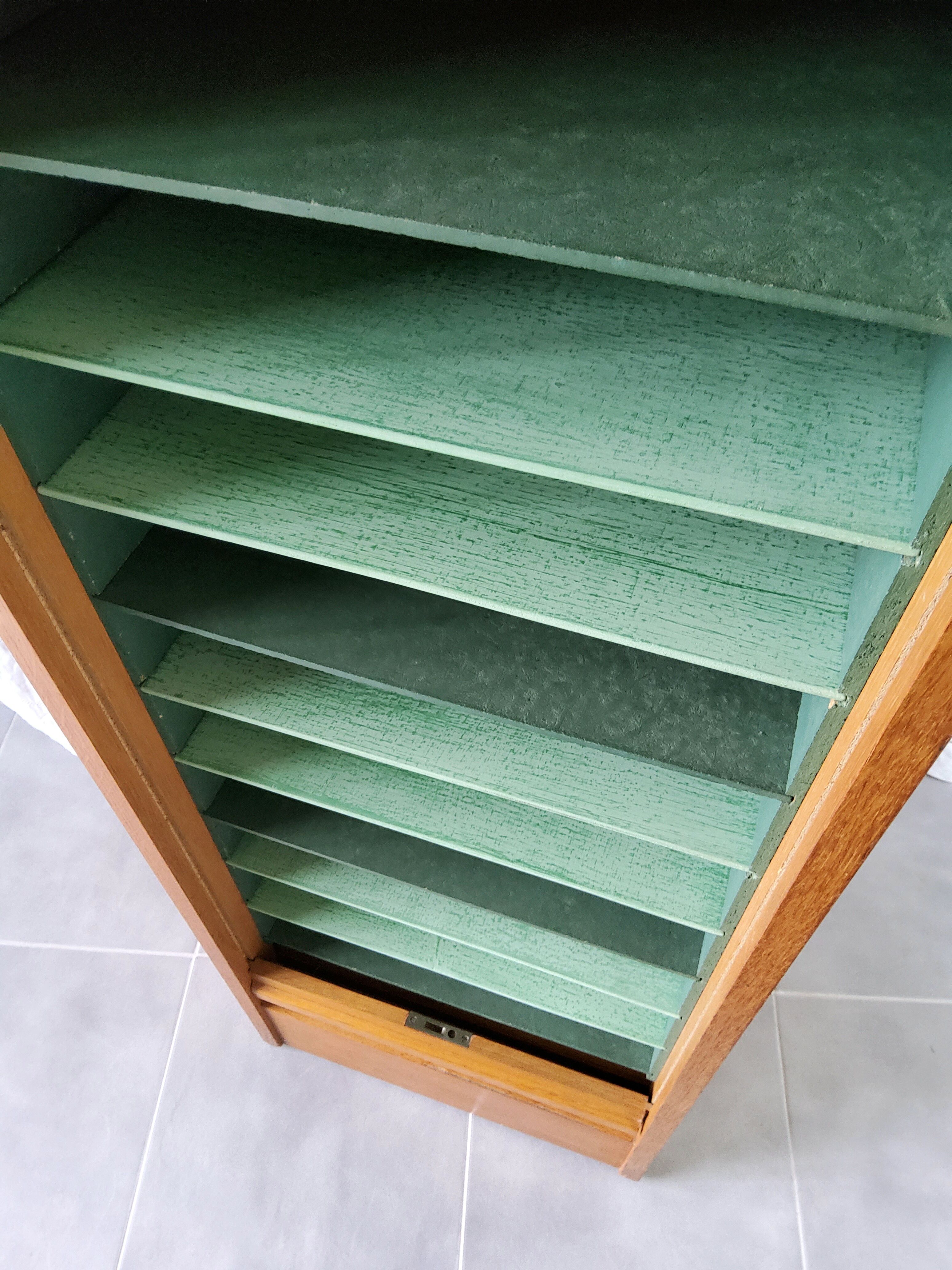 Wooden curtain binder