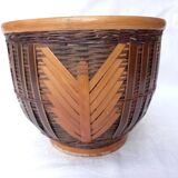 Braided wicker pot cover
