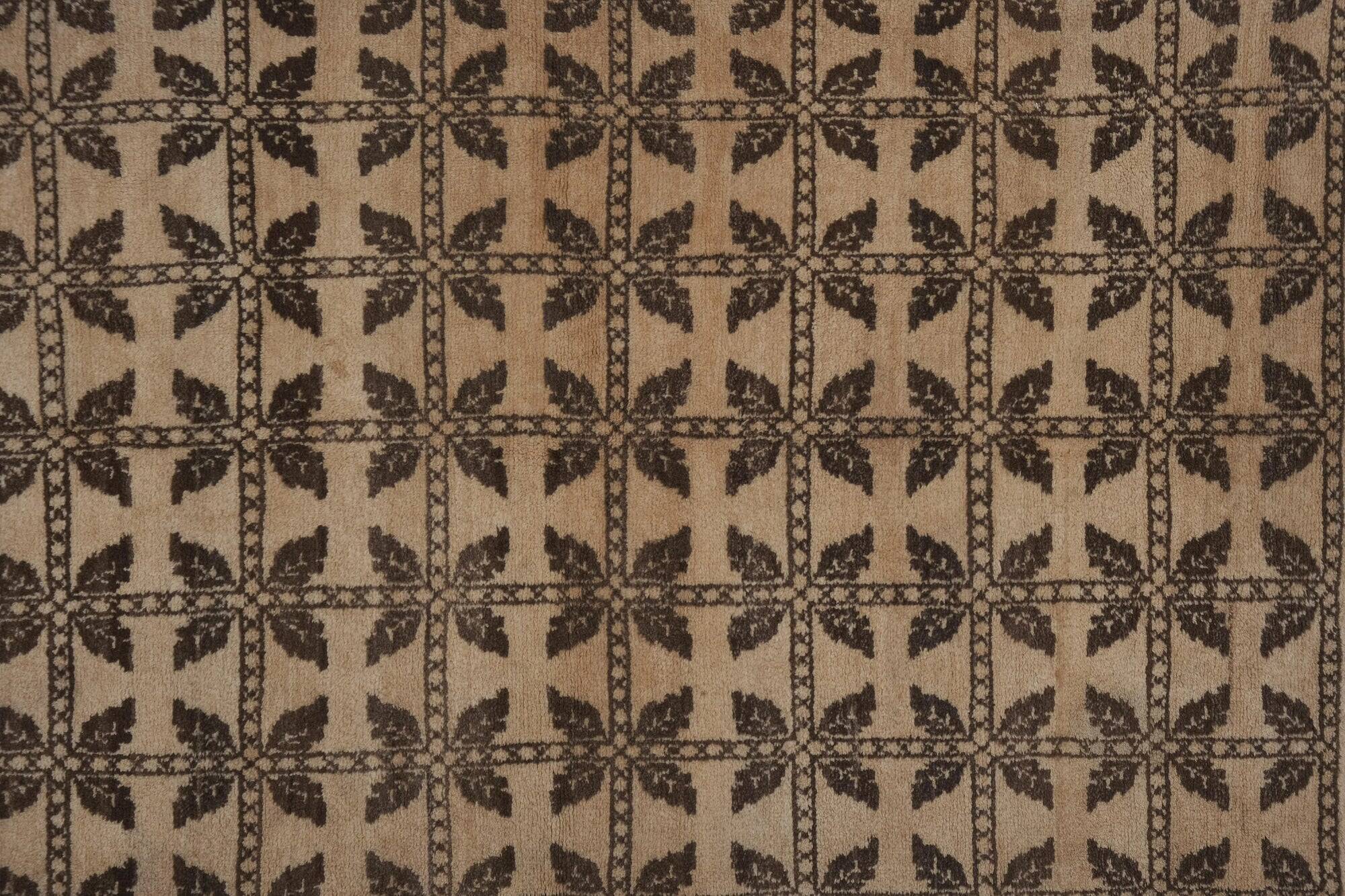 Vintage handmade Turkish rug 122x190 cm