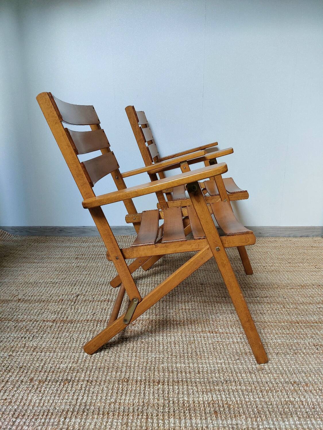 Set of 2 vintage wooden folding armchairs