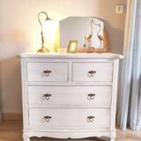 Commode style Louis XVI