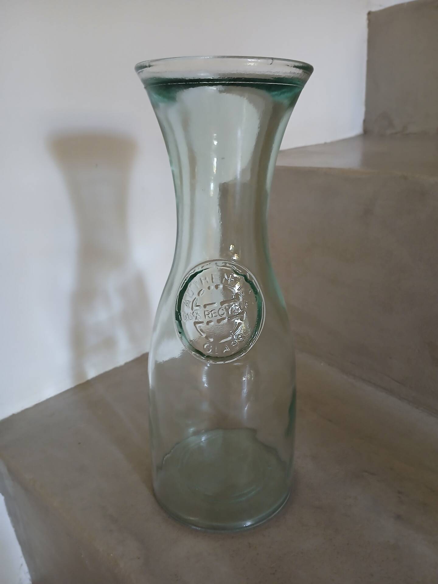 3 carafes en verre