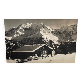 Photo on wood chalet 60s