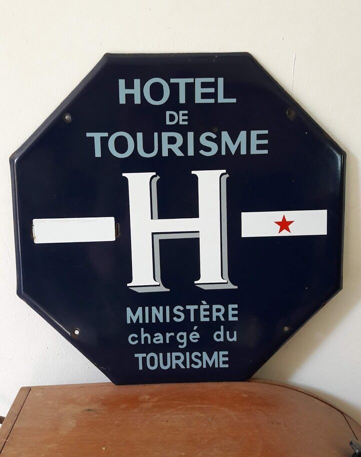 Old Hotel tourism enamelled plate