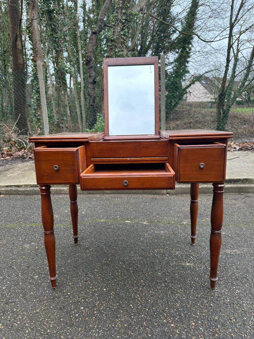 Solid wood dresser in Louis Philippe style from the 20th century.