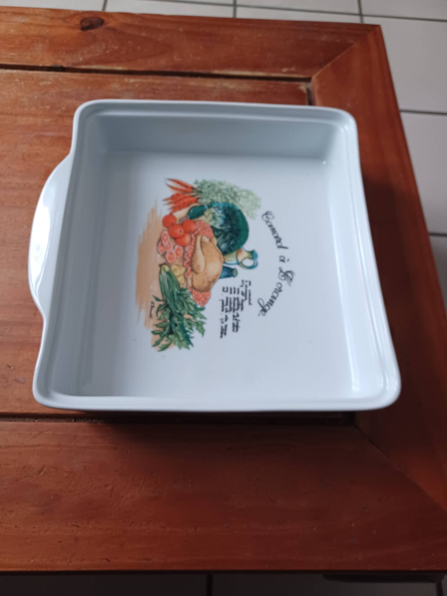 Porcelain plate the swallow