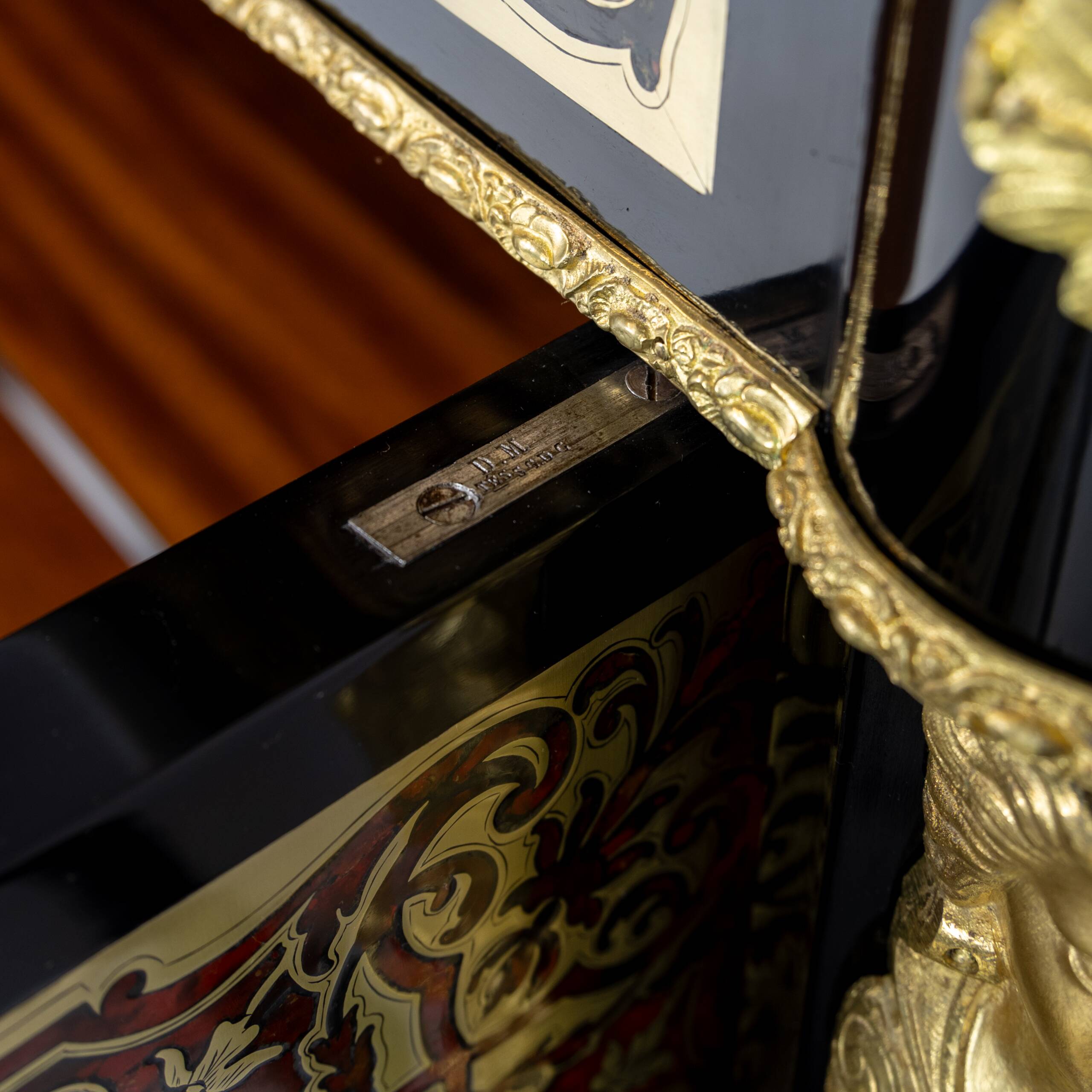 Commode Boulle style Louis XIV en écaille et laiton - XIXe