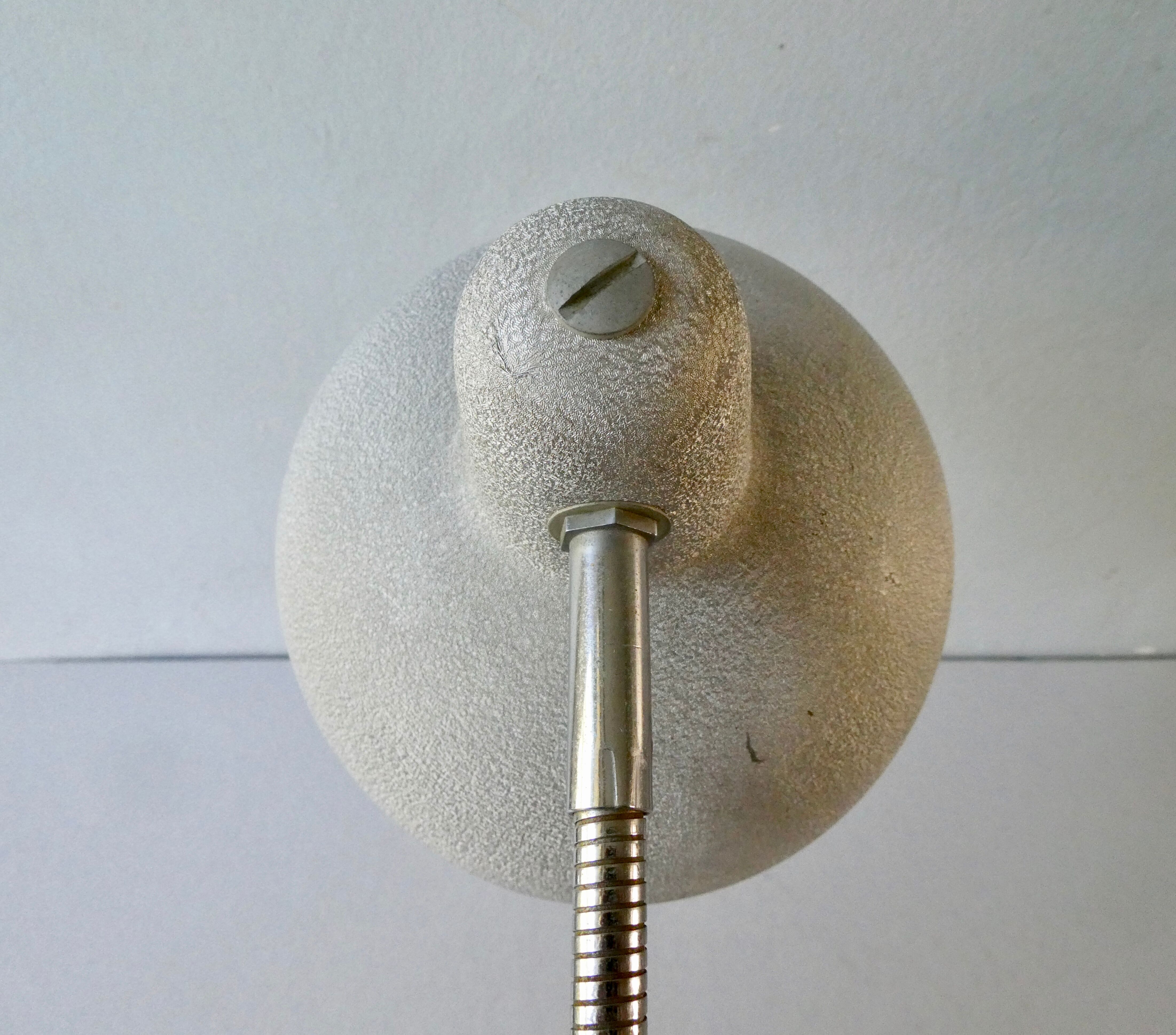 Articulated lamp Aluminor, in light gray metal of the 50s