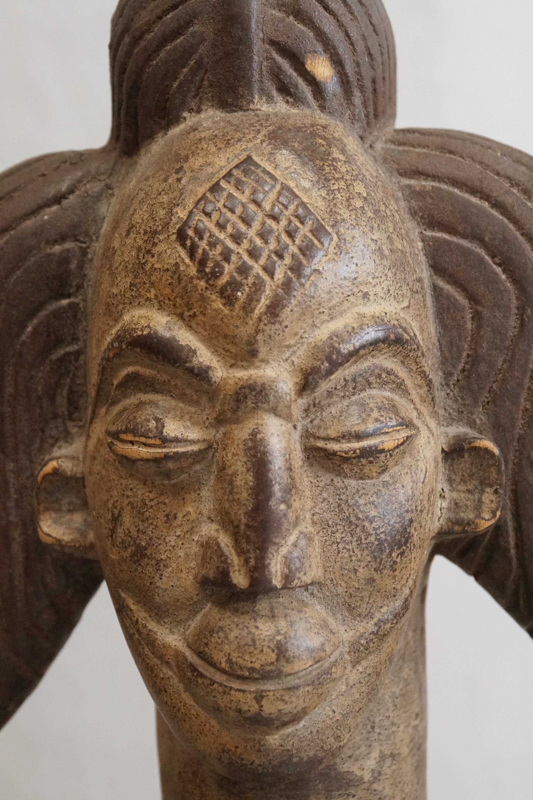 Pair of statues from Gabon