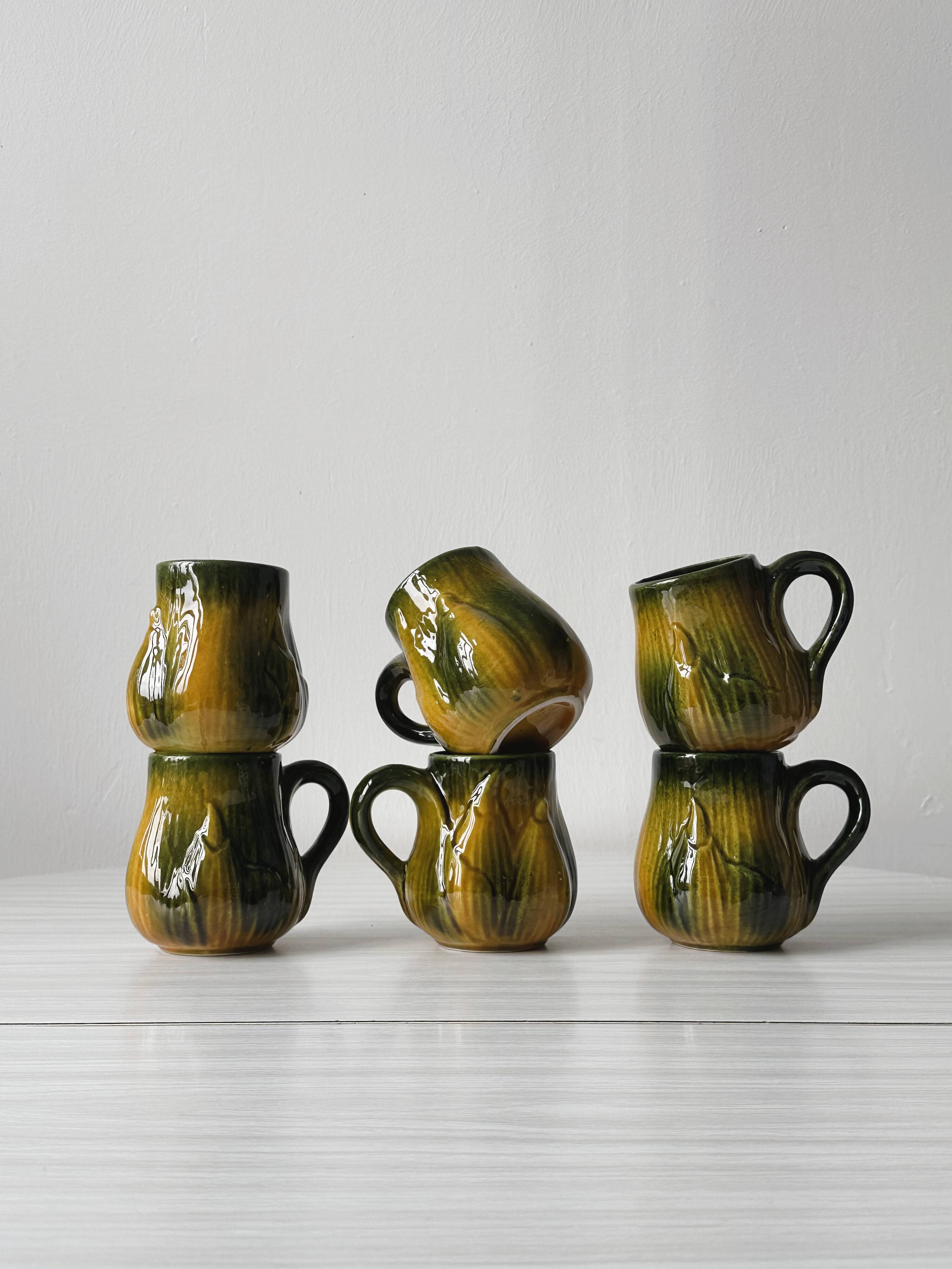 Cups - vintage country style mugs