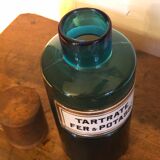 Napoleon lll pharmacy pot