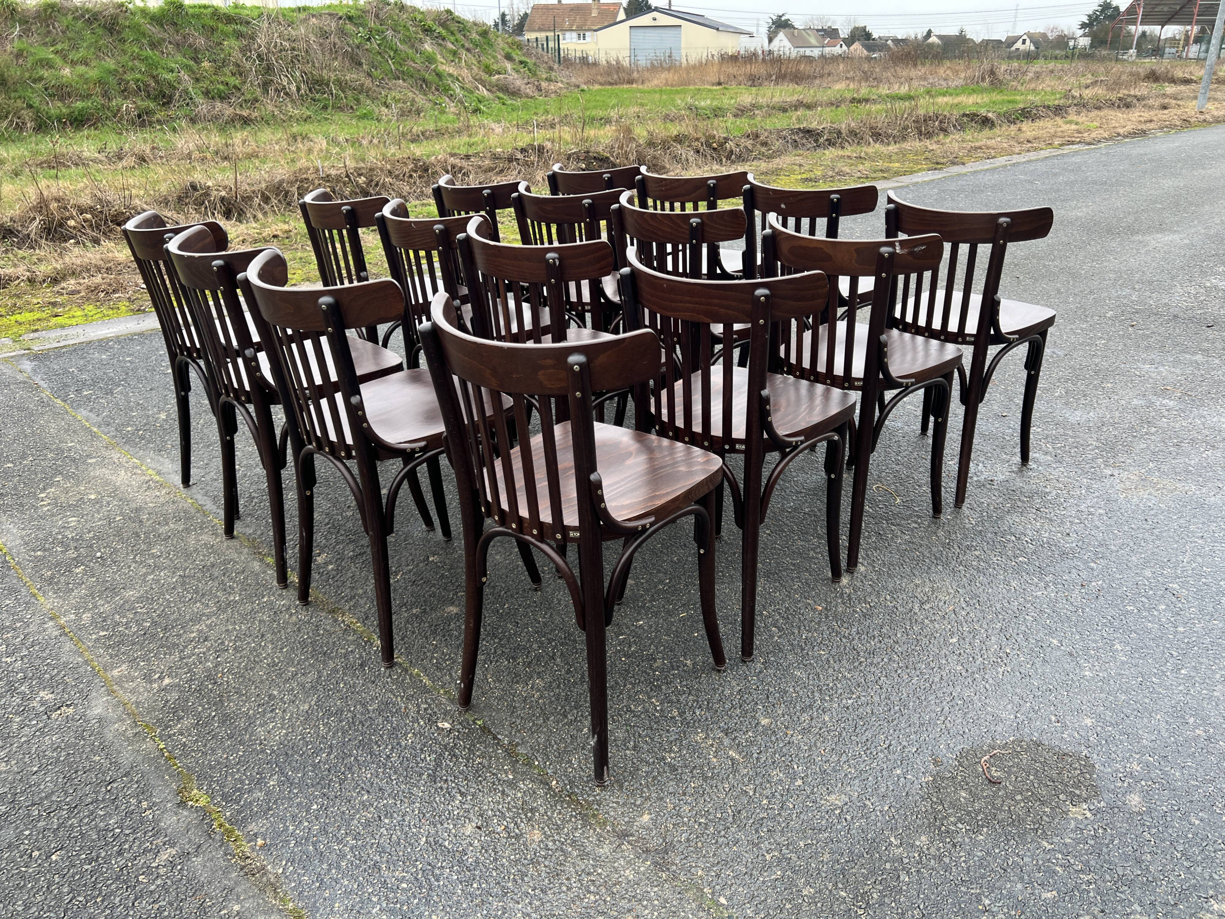 Set of 16 bistro chairs