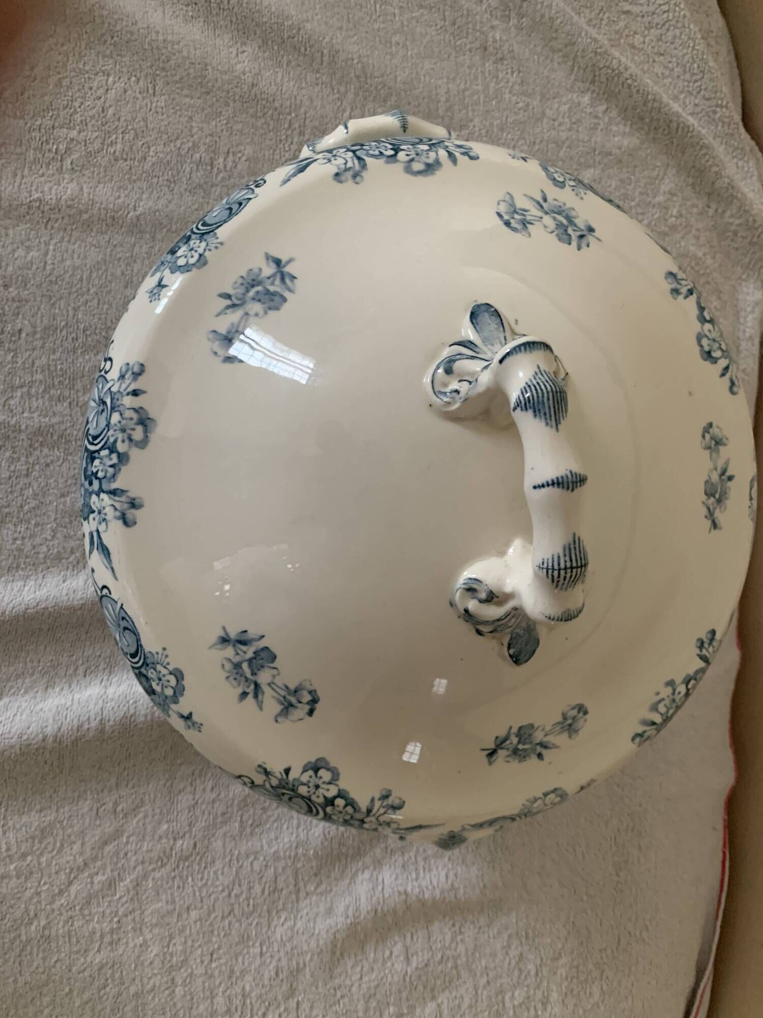 Vintage soup tureen Longwy pottery