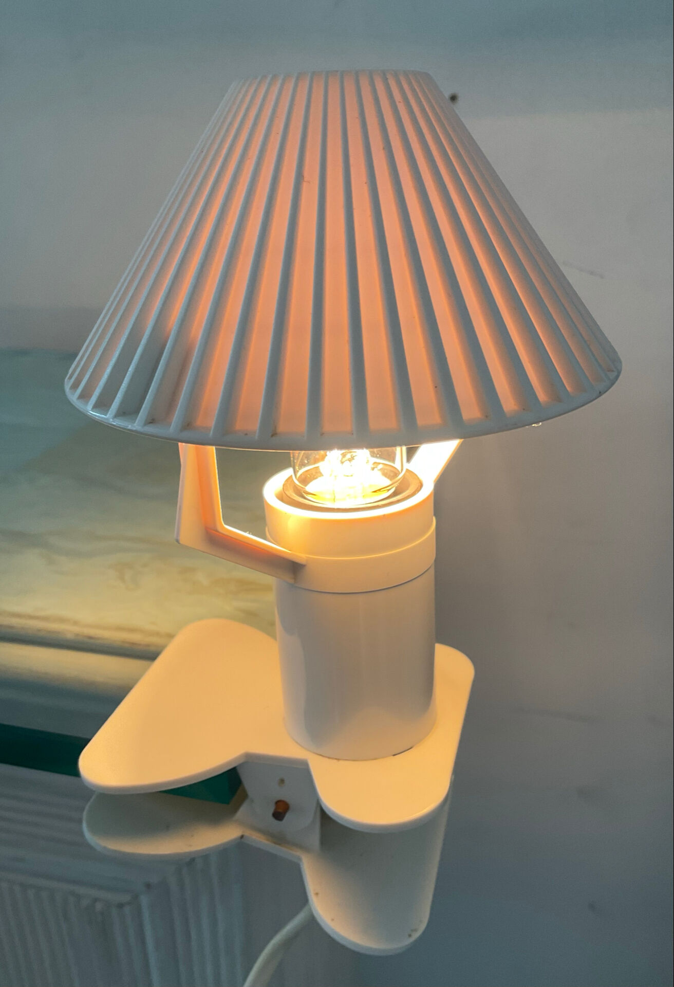 Lampe champignon à pince des années 60-70