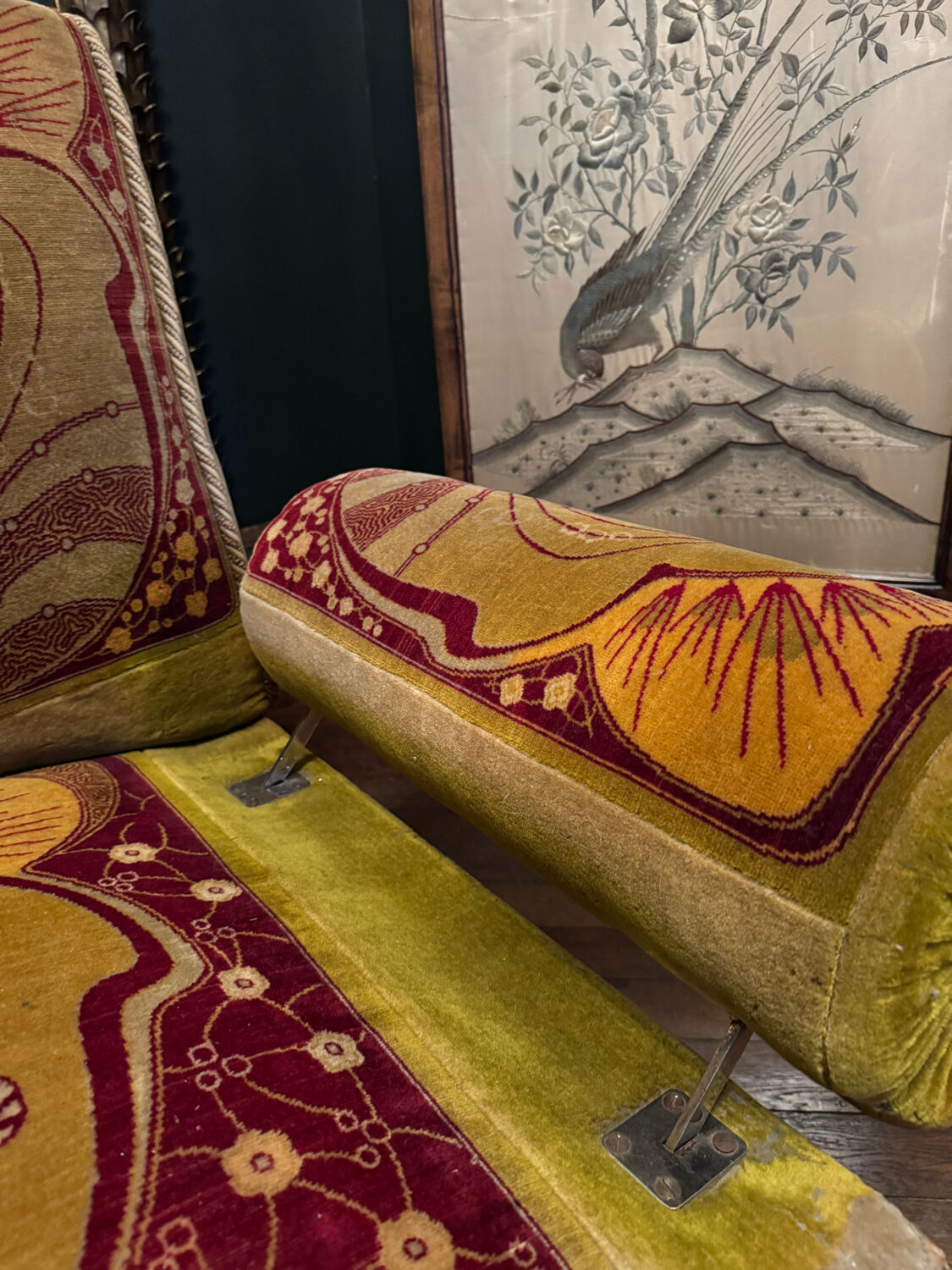 Canapé D’époque Art Nouveau garni de Son Tissu velours D’origine - XXe