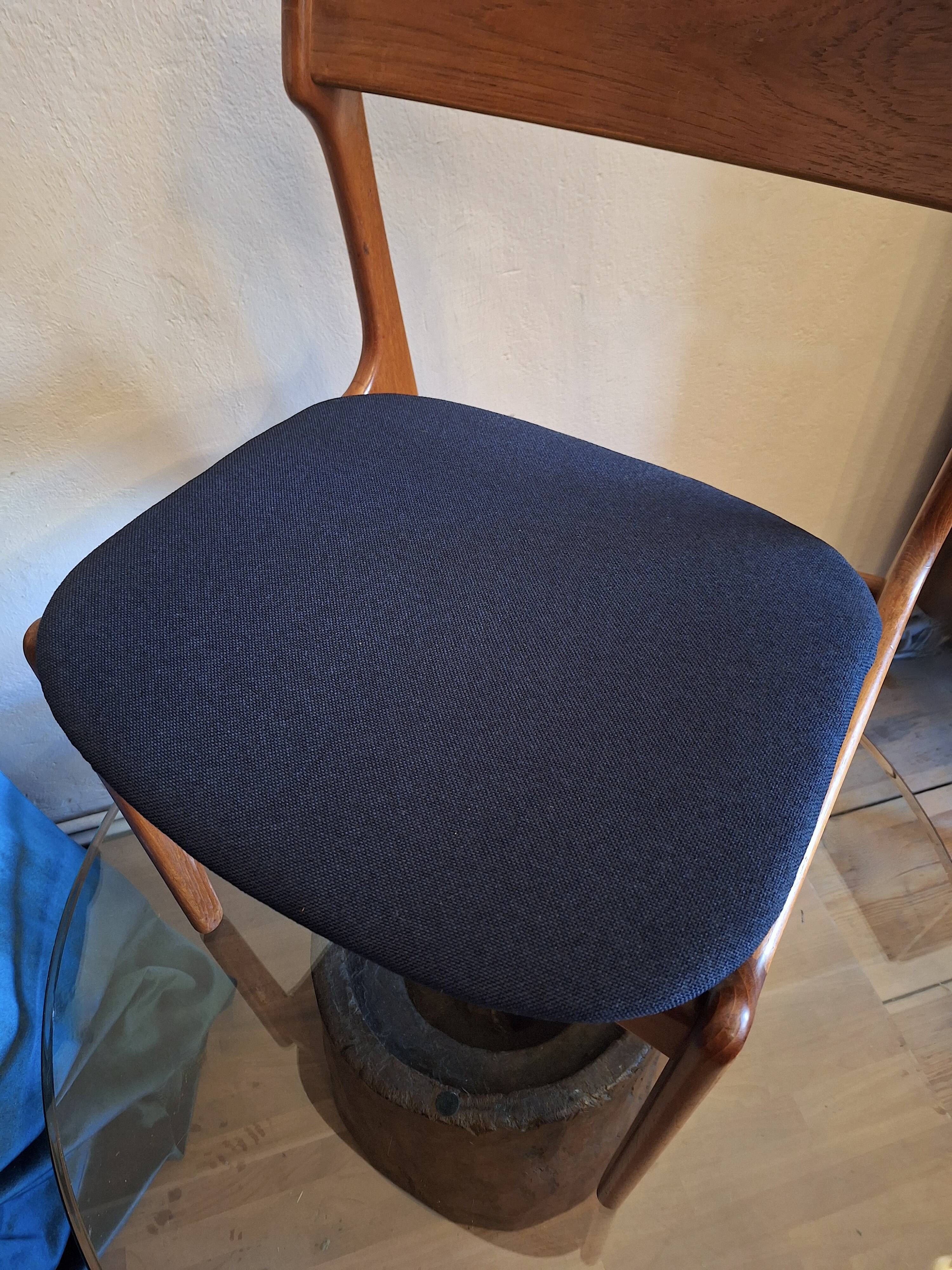 Chaise en teck Erik Buch, Danemark, années 1960